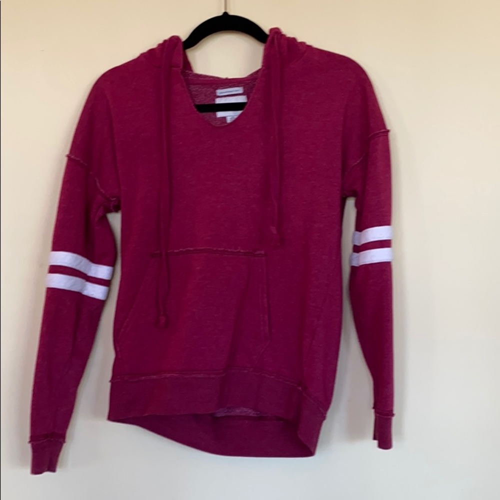 American Eagle burgundy hoodie